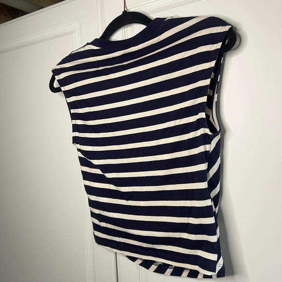 Baum und Pferdgarten Anthropologie Jaliyah Muscle Tee - Picture 10 of 11